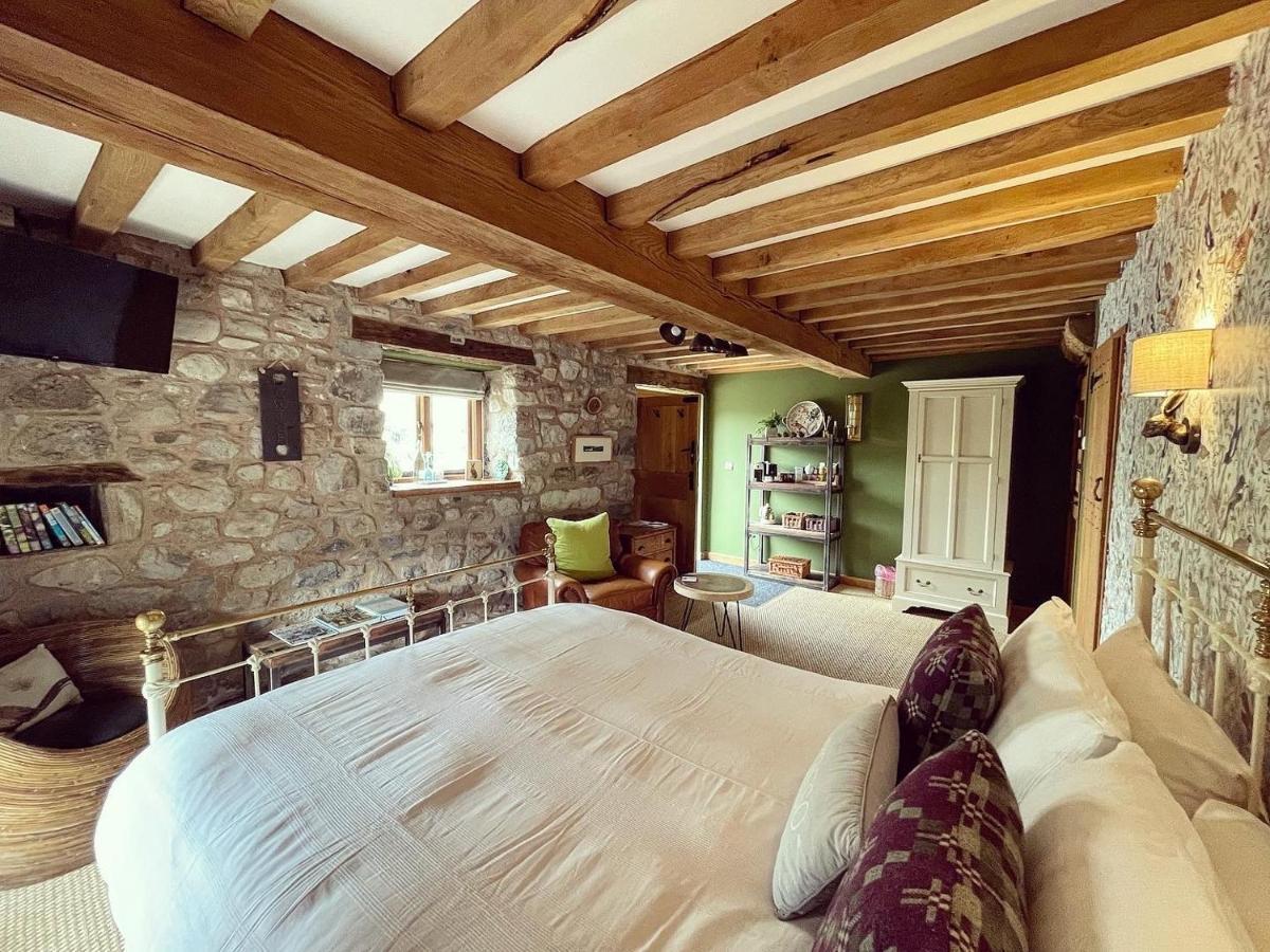 The Cowshed Bed & Breakfast คลางกอซเลน ภายนอก รูปภาพ
