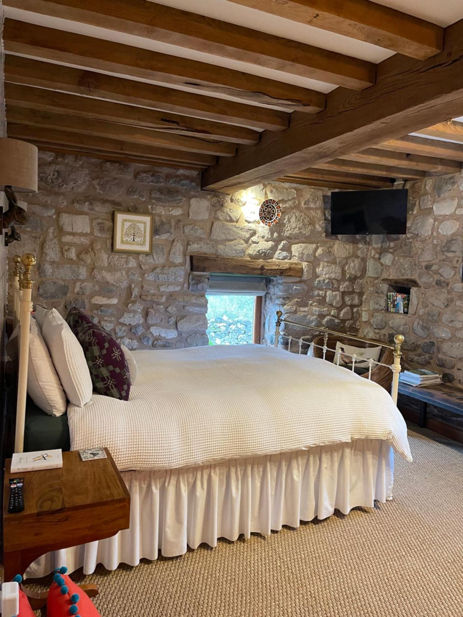 The Cowshed Bed & Breakfast คลางกอซเลน ภายนอก รูปภาพ